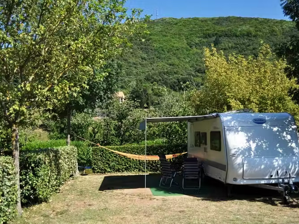 Camping Les Cerisiers Du Jaur 4