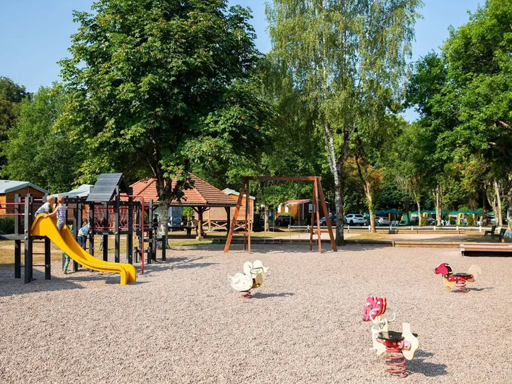 Sfeervol, groen en ruim kamperen&nbsp;met je baby in Frankrijk