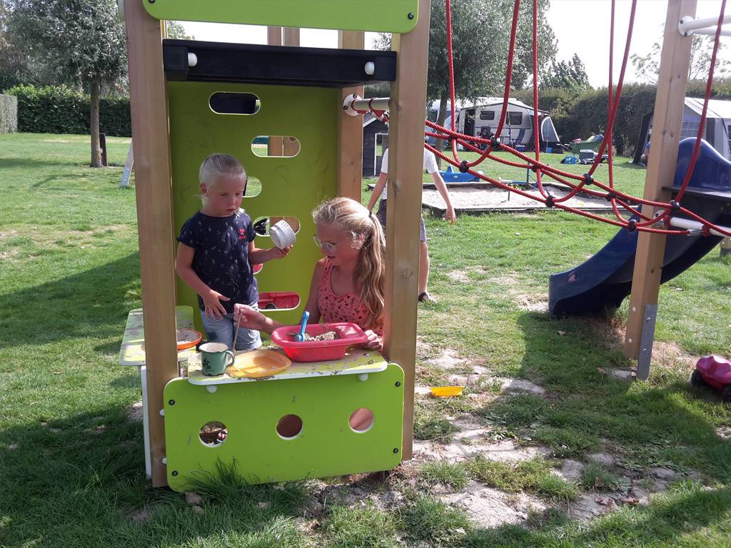 Boerderijcamping Molenperk - Volg echte boeren les op deze camping in Zeeland