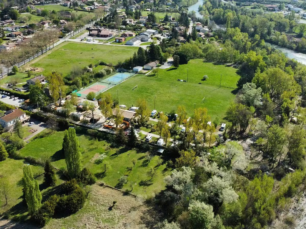 Camping Les Chapelains 1