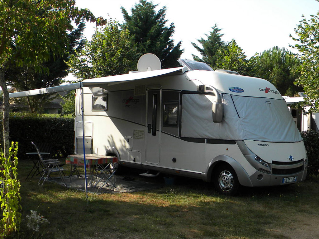 Camping Les Catalpas 13