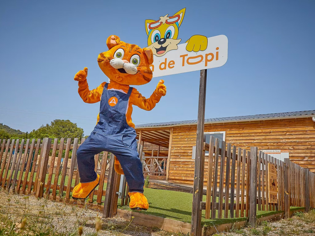 Camping Le Coteau De La Marine 5