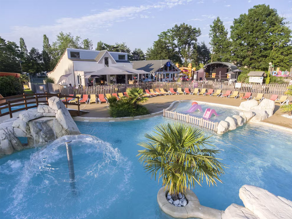 Camping Yelloh! Parc Du Val De Loire 1