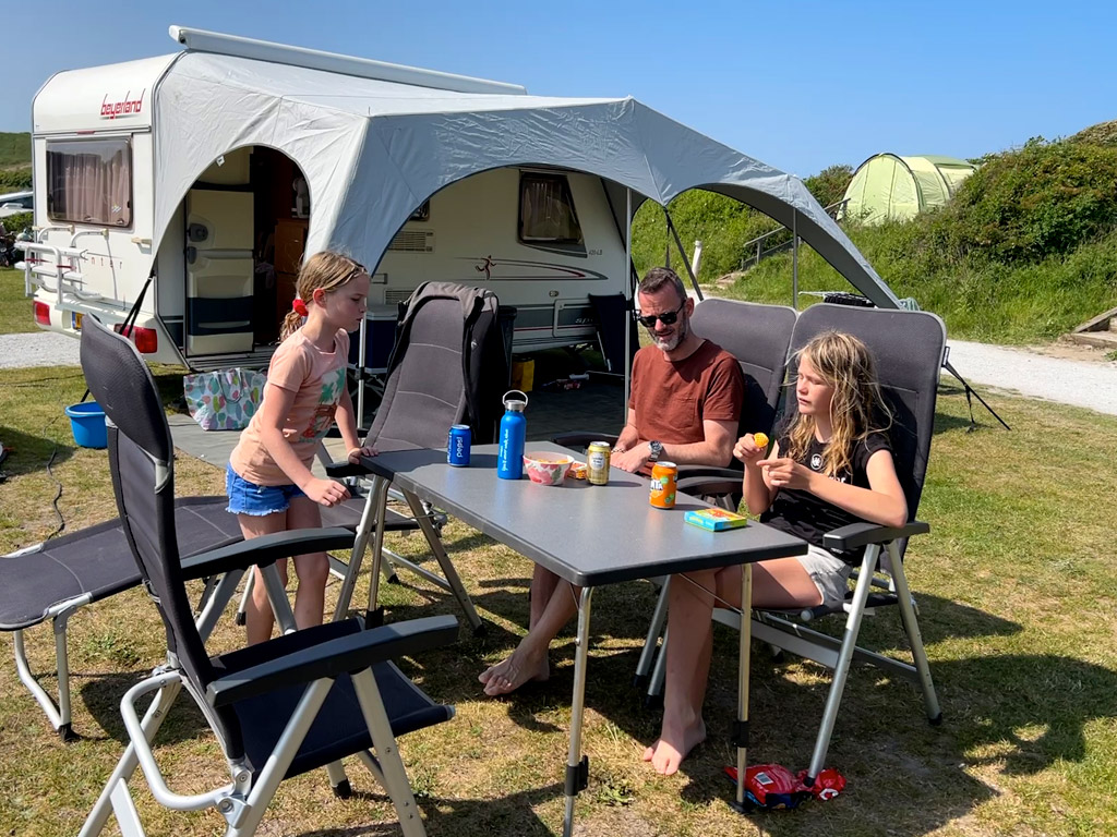 Het gemak van de Trekking caravanluifel van Campooz