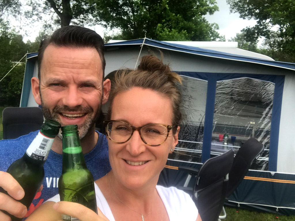 Regen op de camping: bereid je goed voor.