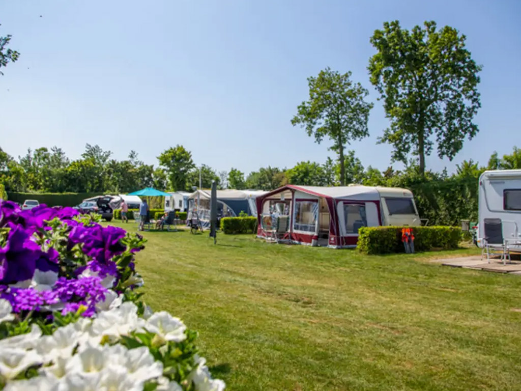 Kamperen aan de&nbsp;Zeeuwse Riviera aan zee