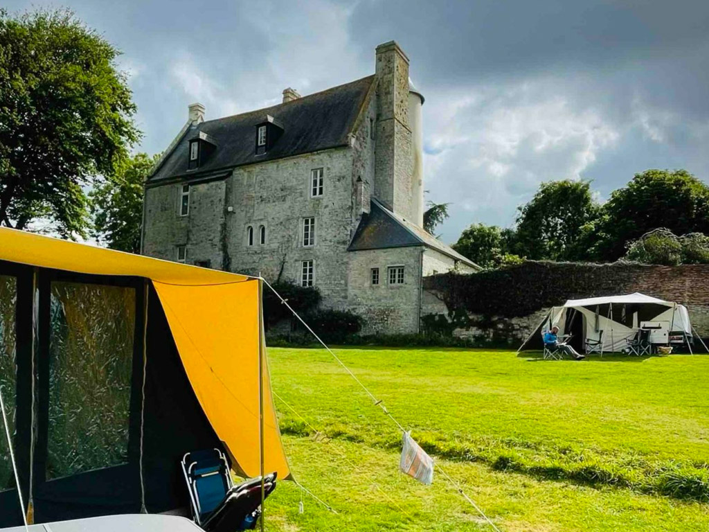 Camping Le Chateau De Monfreville 5