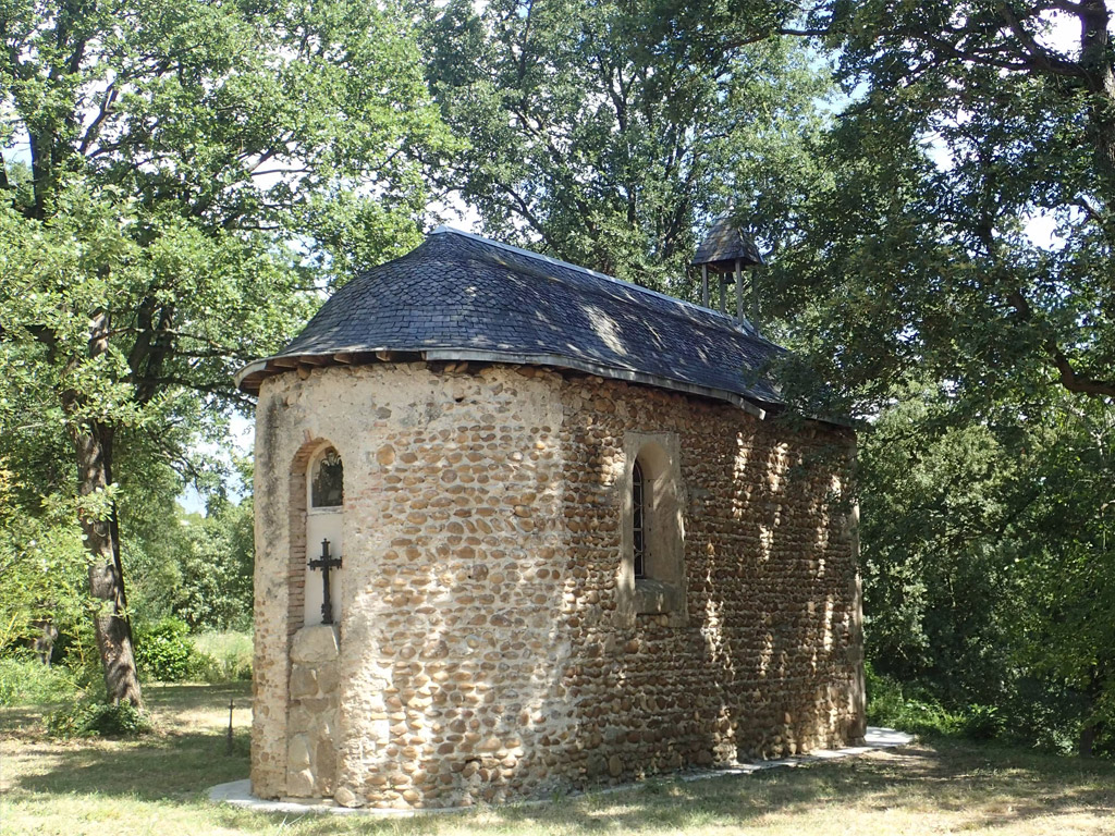 Camping Domaine De Senaud 10