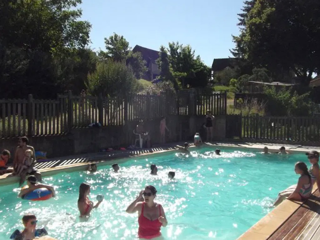 Camping A La Ferme La Roussie 3