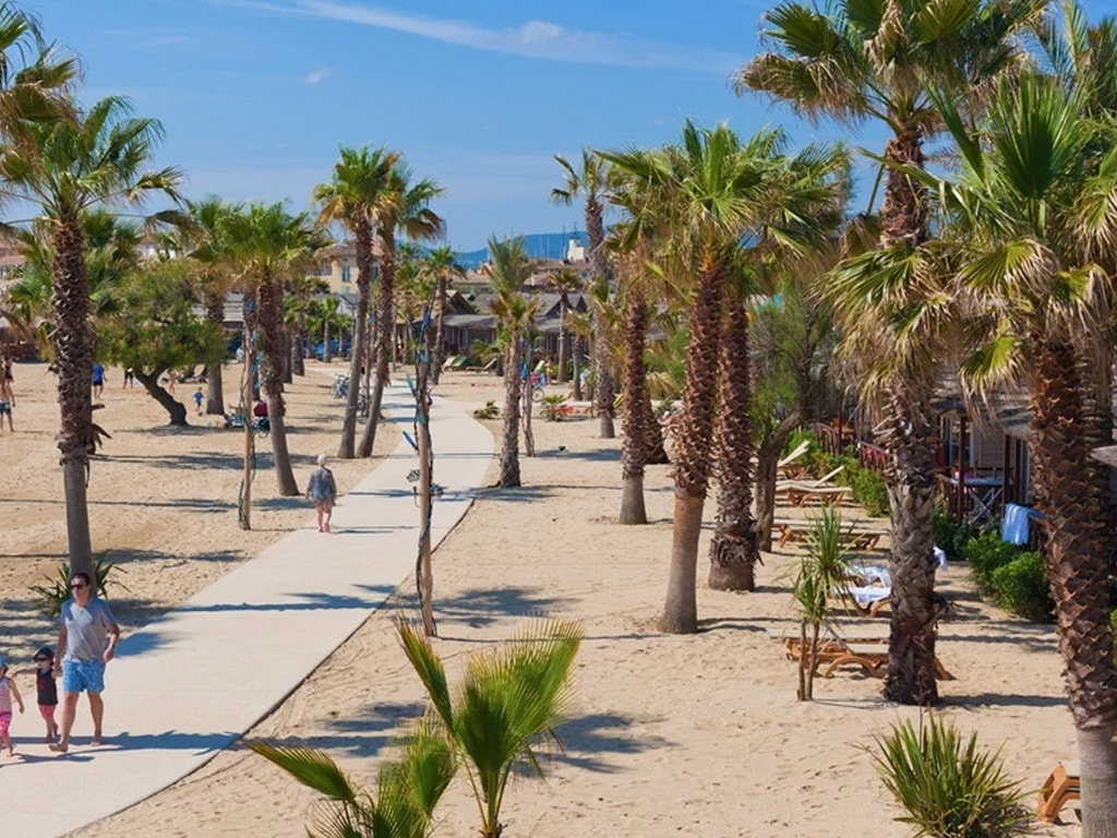 Camping Les Prairies De La Mer 13