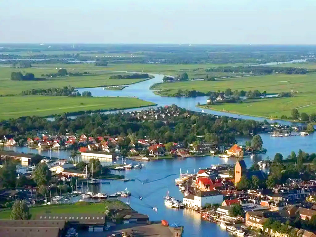 Watersportcamping in hartje Friesland