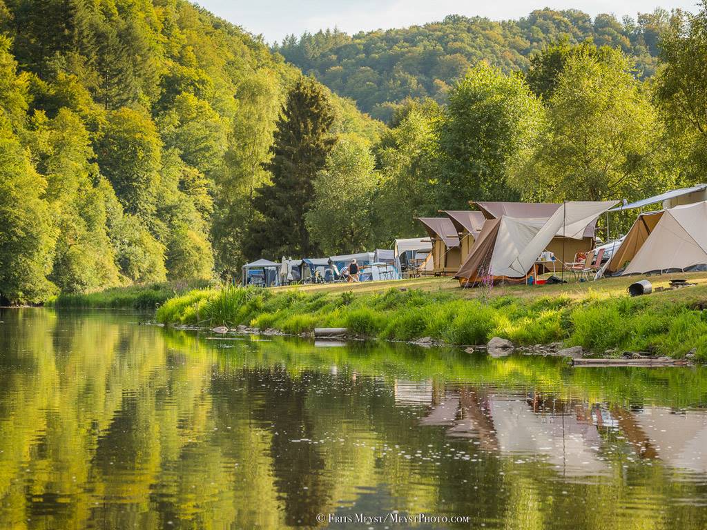 Camping Le Prahay - kamperen in België aan een rivier