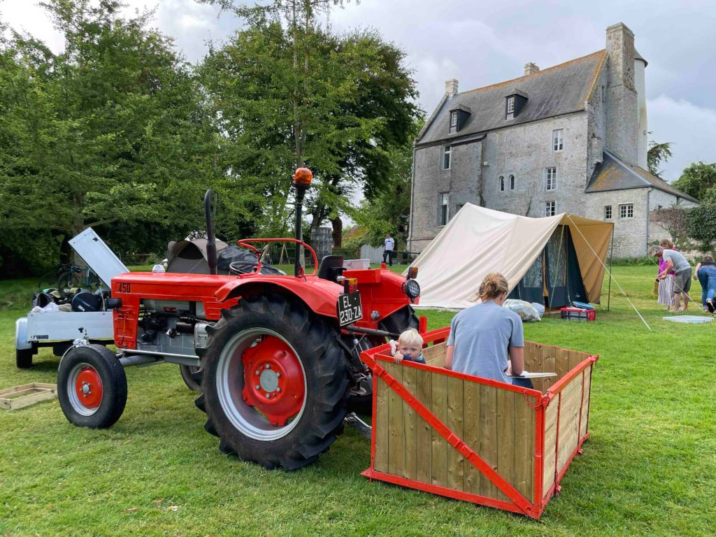 Camping Le Chateau De Monfreville 8