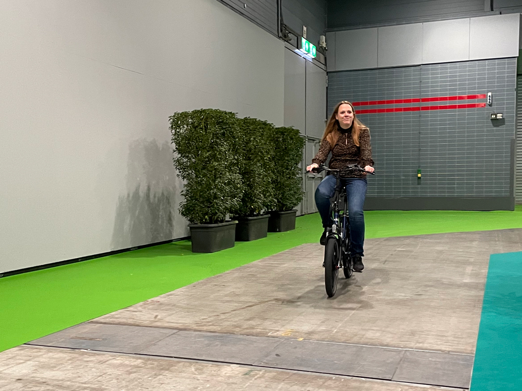 Test fietsen en vouwfietsen uit op de Kampeer en Caravan Jaarbeurs