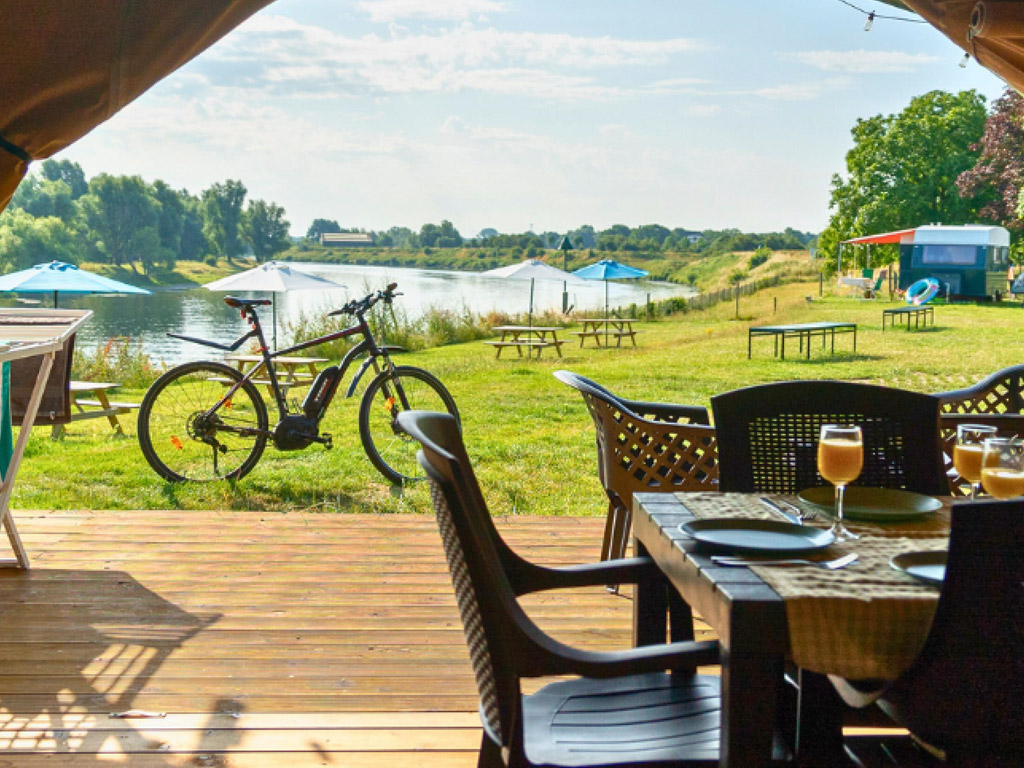 Camping De Boomgaard 4