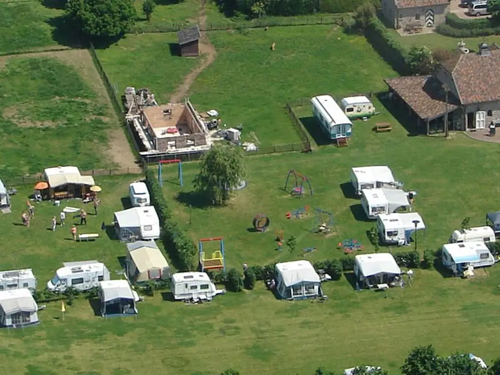 Camping Hovershof Kamperen In Velden Limburg Nederland camping-hovershof-kamperen-in-velden-limburg-nederland