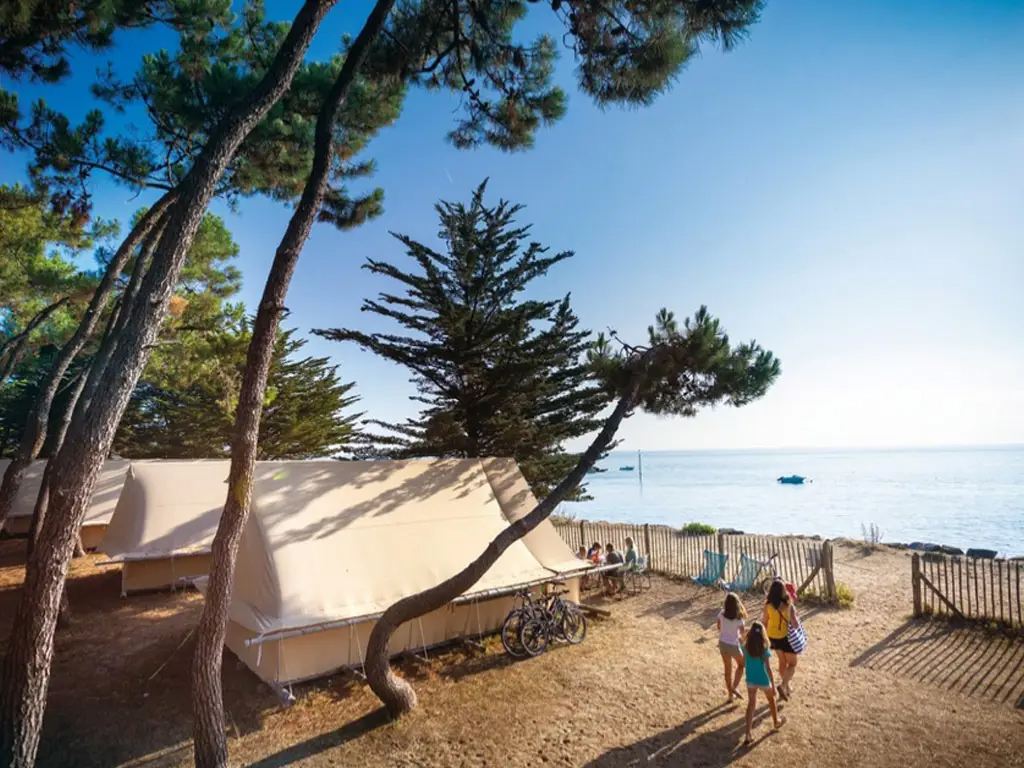 Huttopia Camping Noirmoutier is een mooie eilandcamping in Frankrijk