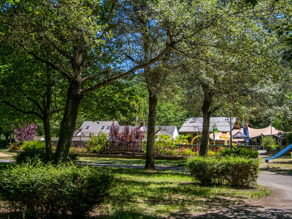 Flower Camping Le Pont Du Tarn 6