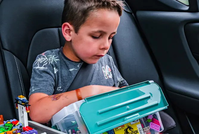 Zo maak je een ontspannen rit van een autovakantie met kinderen