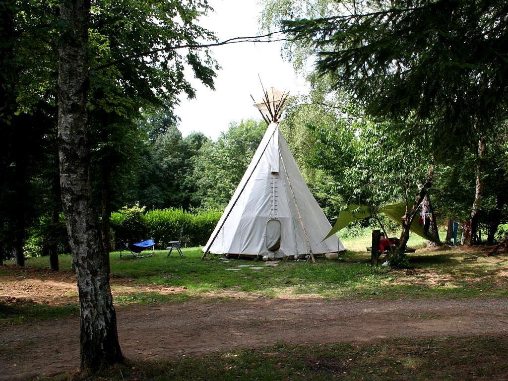 Camping de Lakens - Kamperen in een tipi