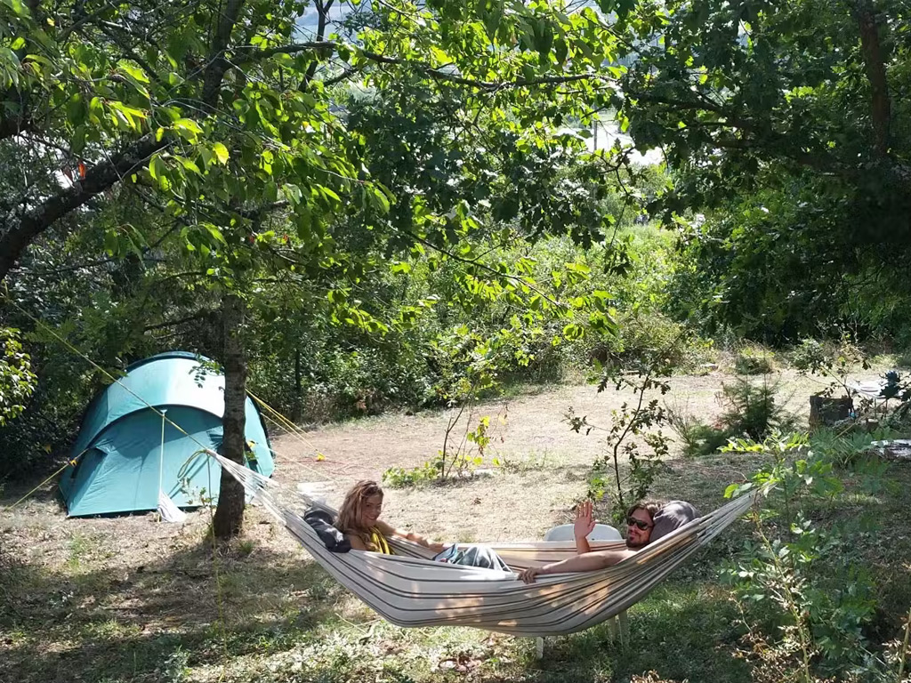 Aire Naturelle De Camping Les Cerisiers 3