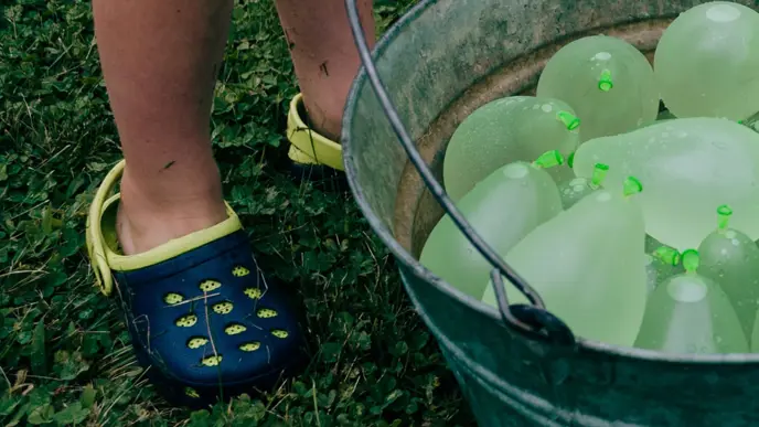Crocs op de camping
