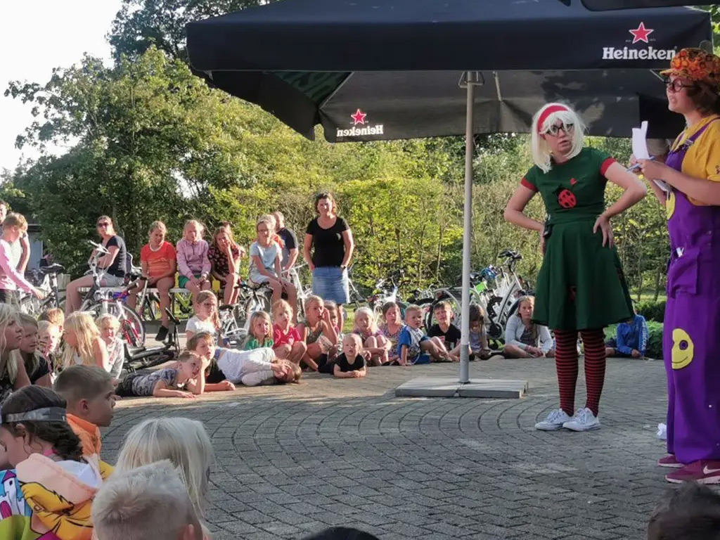 Kamperen op knusse veldjes met speeltoestel