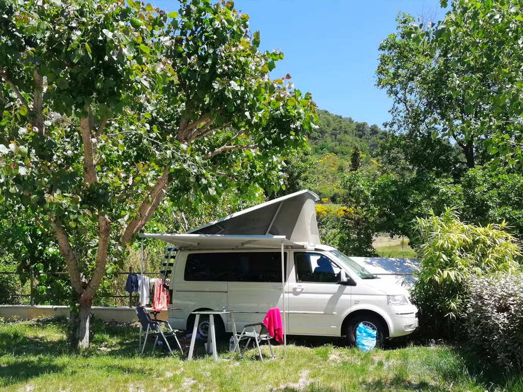 Camping Domaine De L Ecluse 1