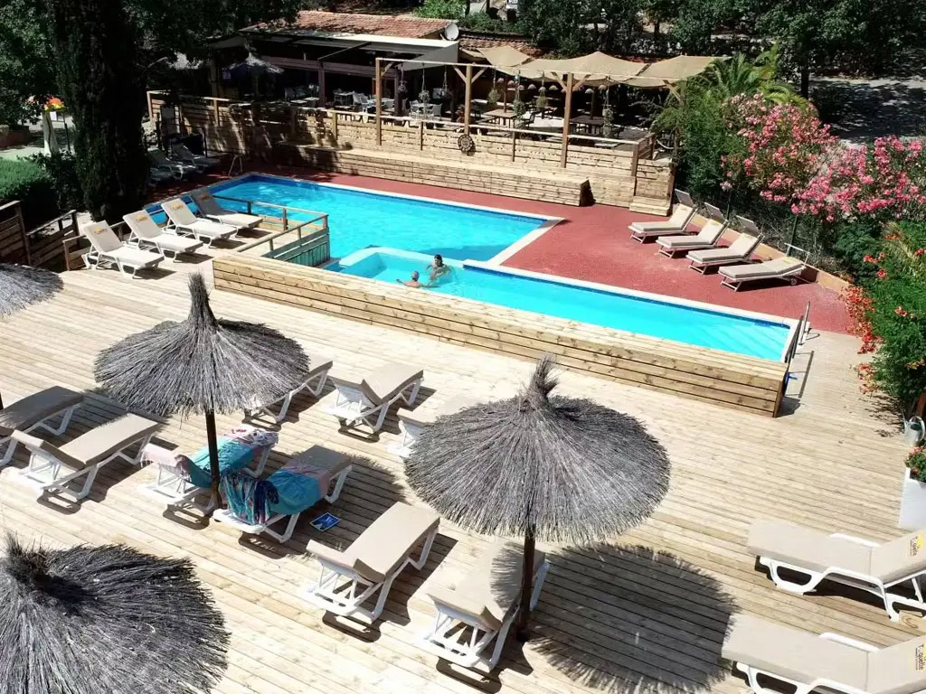 Een naturisten camping in Frankrijk met een heel fijn buiten zwembad